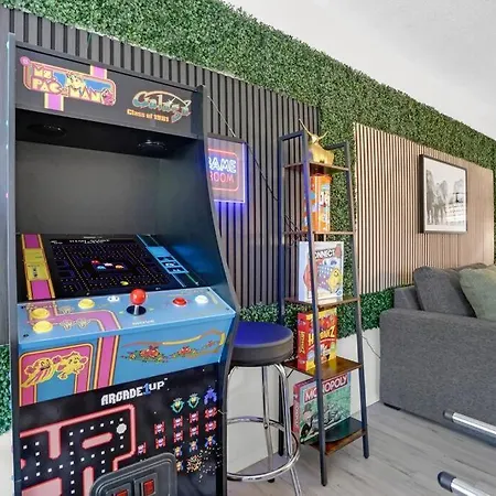 6Th Haven, Arcade, King Bed, Games, 1 Mile To Beaches Long Beach Exterior photo