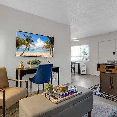 6Th Haven, Arcade, King Bed, Games, 1 Mile To Beaches Long Beach Exterior photo
