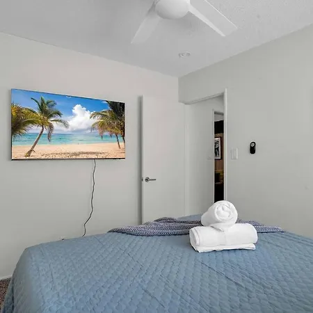 6Th Haven, Arcade, King Bed, Games, 1 Mile To Beaches Long Beach Exterior photo