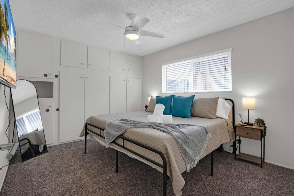 Apartment 6th Haven, Arcade, King Bed, Games, 1 Mile To Beaches *